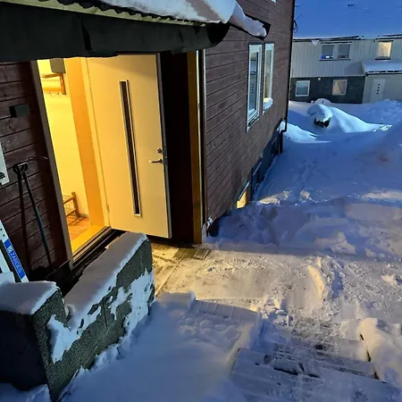 In Quiet Neighborhood 아파트 *