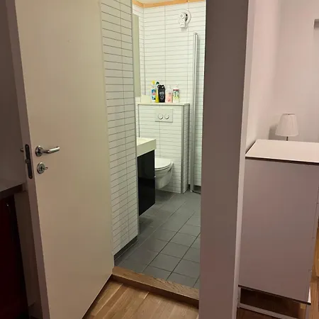 아파트 In Quiet Neighborhood