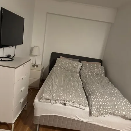In Quiet Neighborhood Apartamento